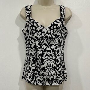 White House Black Market Black and White Damask Blouse